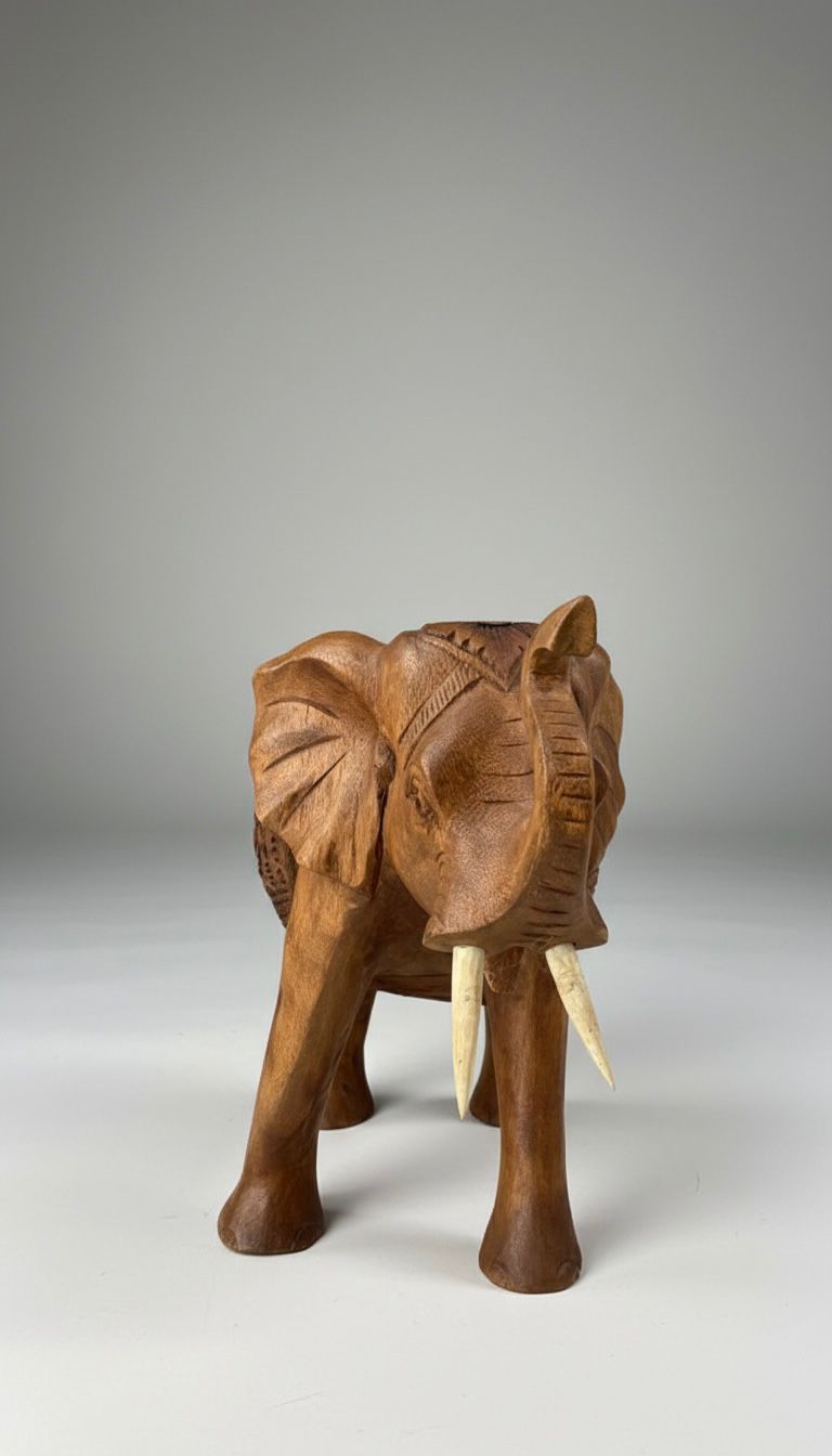 Elefante Carving