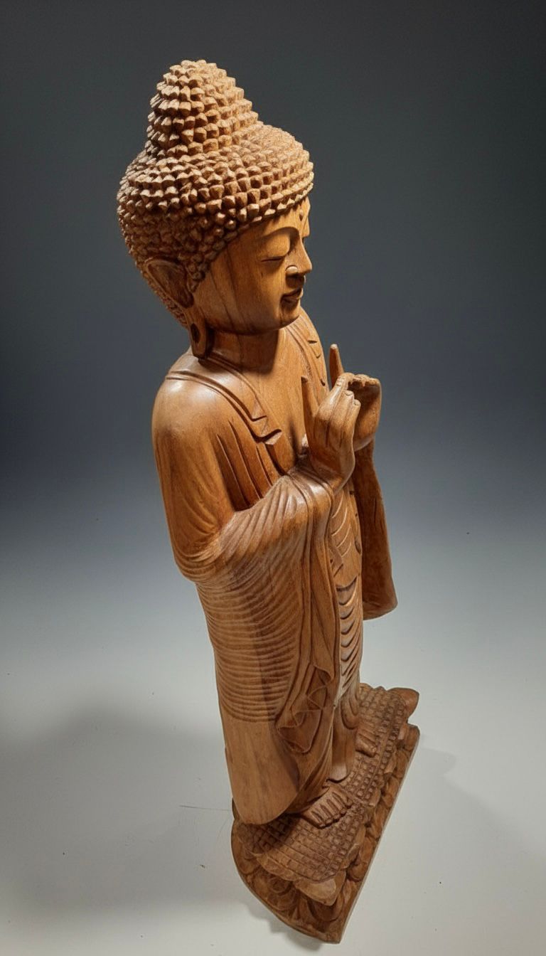 Buda de Pie en Loto