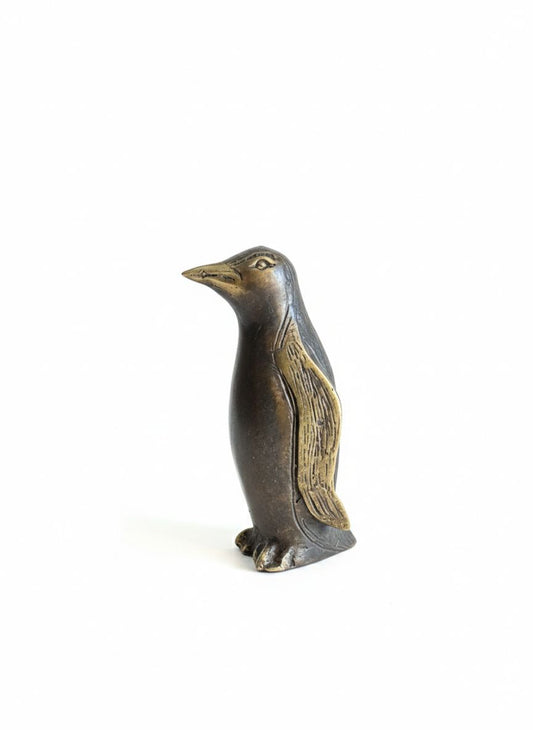 Penguin Perunggu Kecil