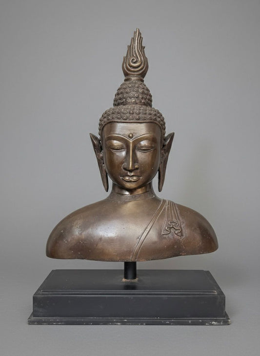 Buddha Perunggu Damai